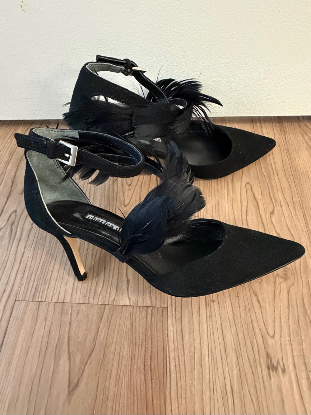Charles David Black Suede Feather-Trim Pointed-Toe Ankle-Strap Heels Size 5 1/2